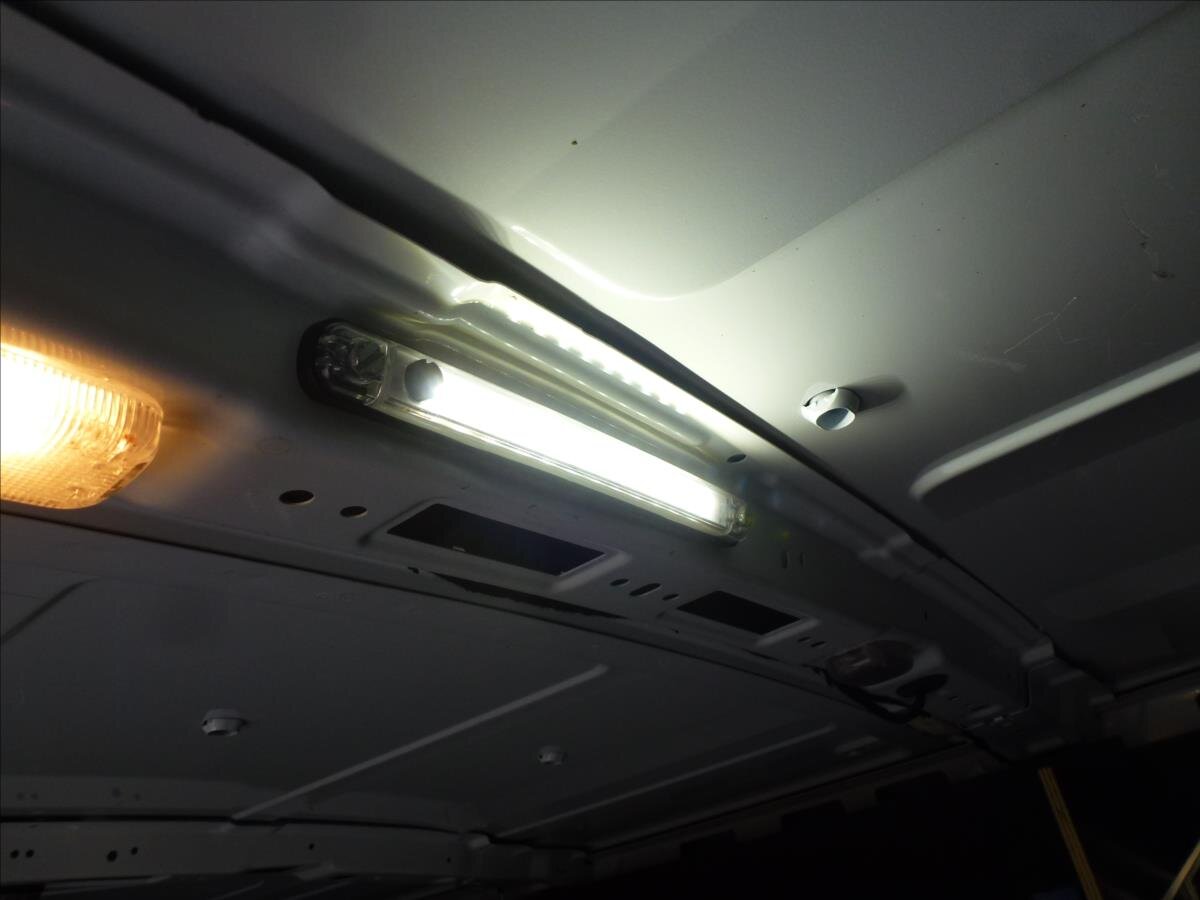 Ford Transit Skříň 2,2 l 74 kw