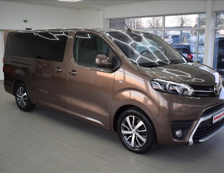 Toyota ProAce Verso 3