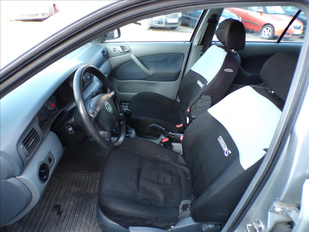 Škoda Octavia Hatchback 1,6 l 55 kw