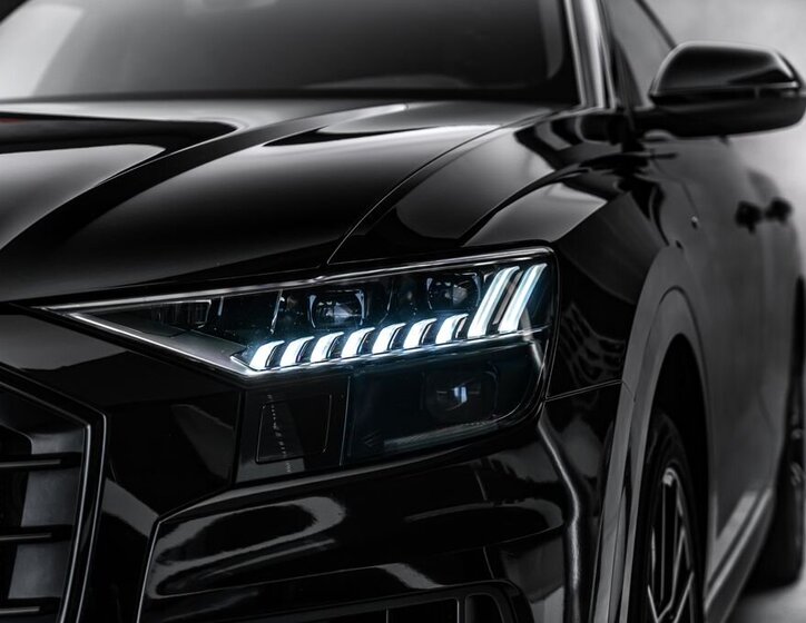 Audi Q8 SUV / Terénní 3,0 l 210 kw