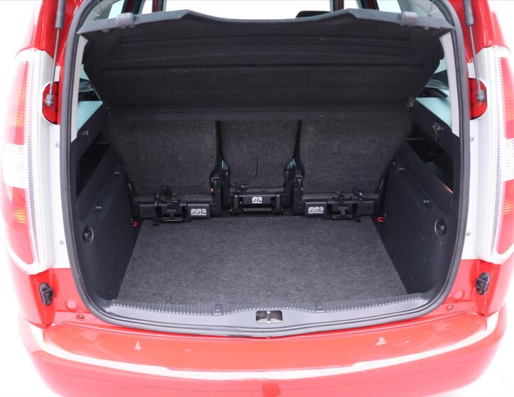 Škoda Roomster MPV 1,2 l 63 kw