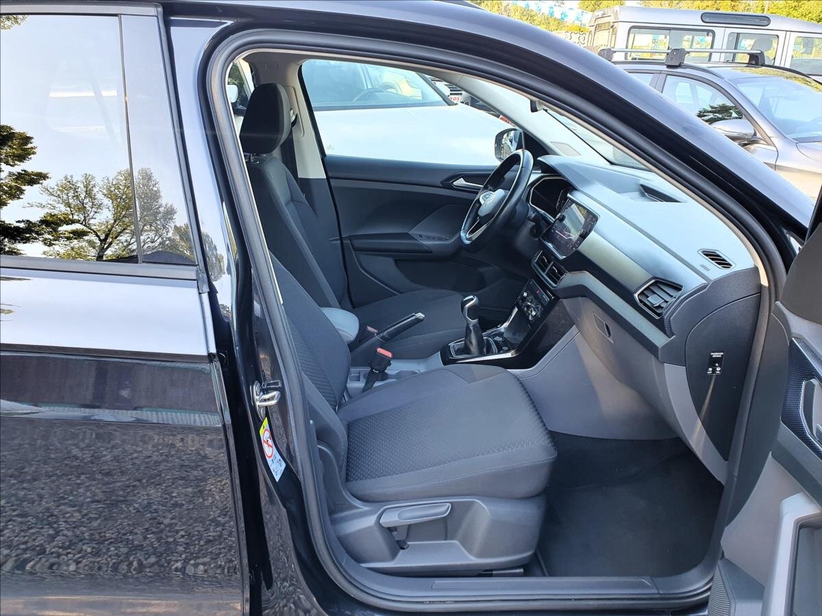 Volkswagen T-Cross SUV 999,0 70 kw