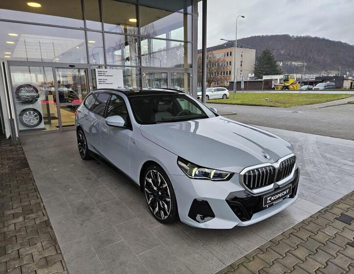 BMW Řada 5 8