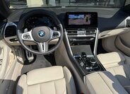 BMW Řada 8 Kabriolet 4,4 l 390 kw