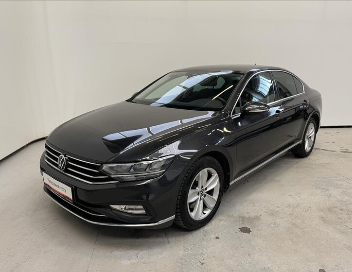 Volkswagen Passat Sedan 1,5 l 110 kw