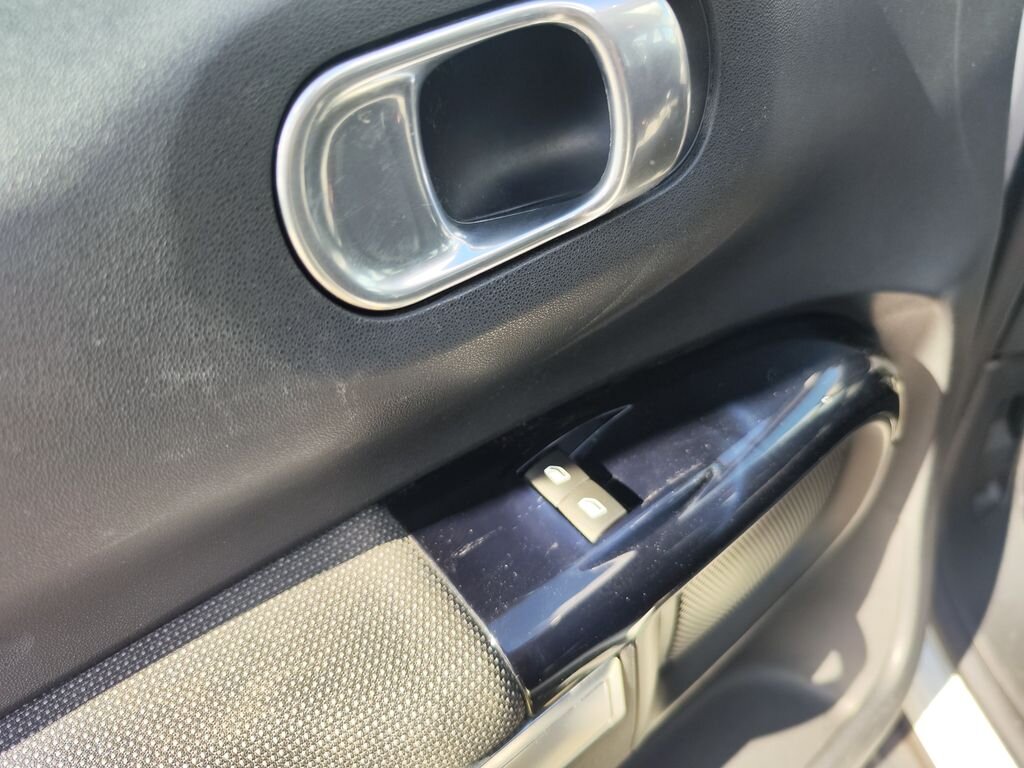 Citroën C4 Cactus Hatchback 1,2 l 60 kw