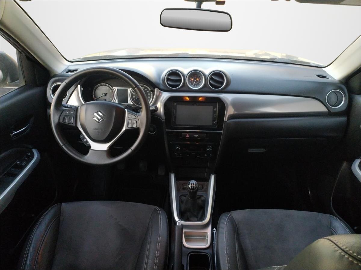 Suzuki Vitara SUV 1,6 l 88 kw