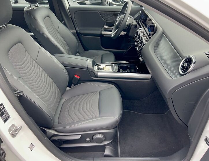 Mercedes-Benz GLA SUV / Terénní 2,0 l 110 kw