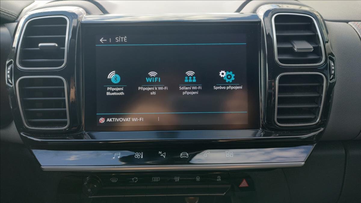 Citroën C5 Aircross SUV / Terénní 1,5 l 96 kw