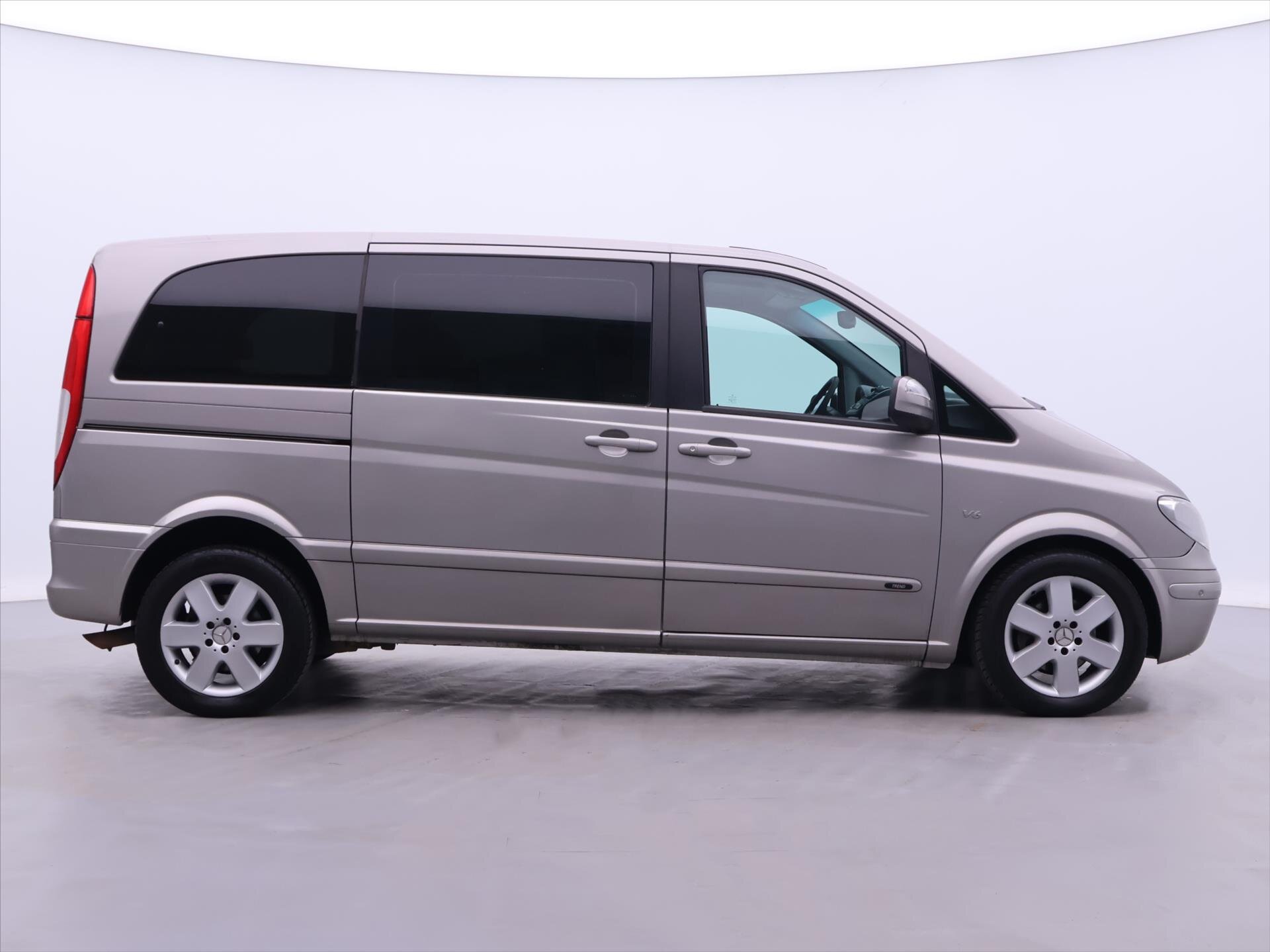 Mercedes-Benz Viano Kombi 3,0 l 150 kw