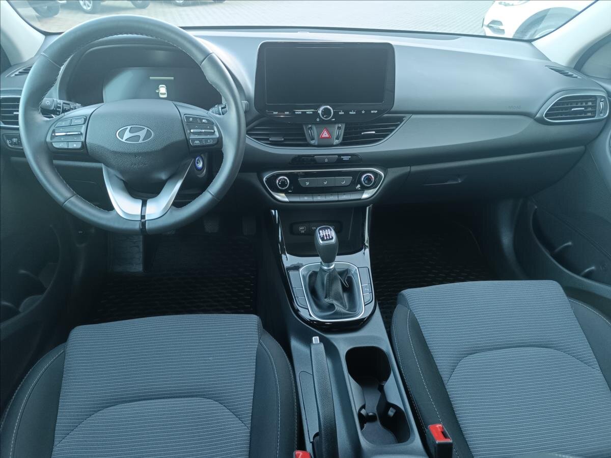 Hyundai i30 Hatchback 1,5 l 70 kw