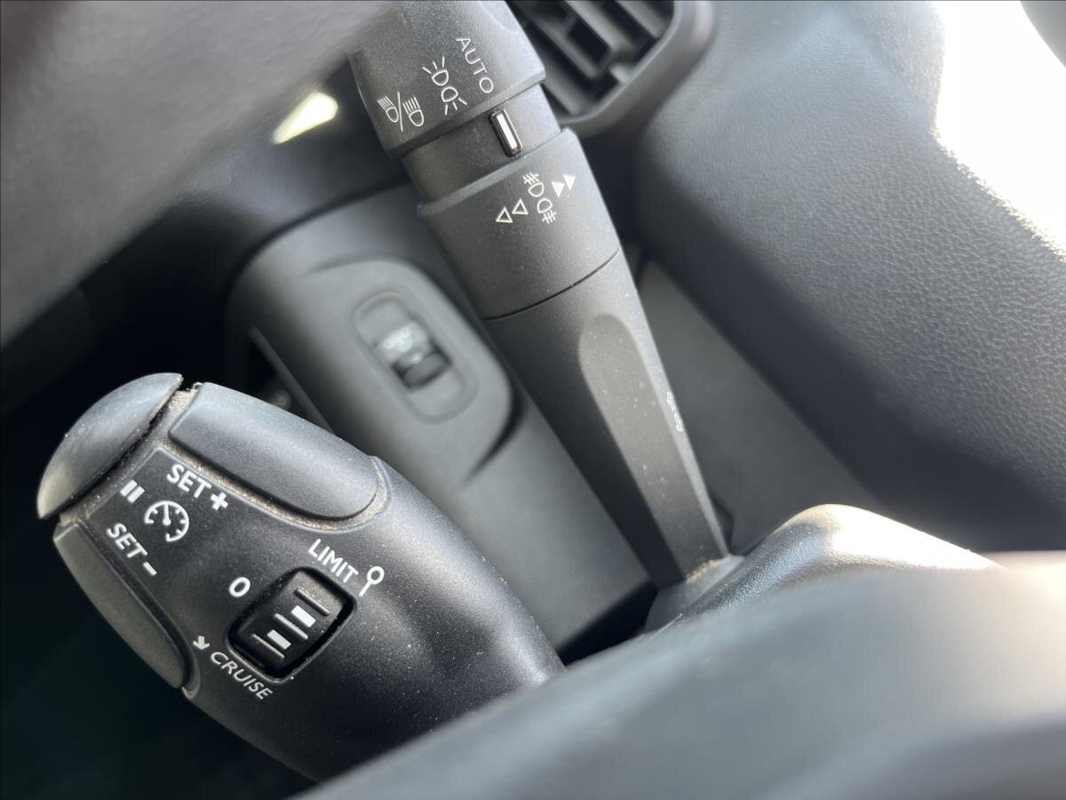 Peugeot Partner Skříň 1,5 l 75 kw