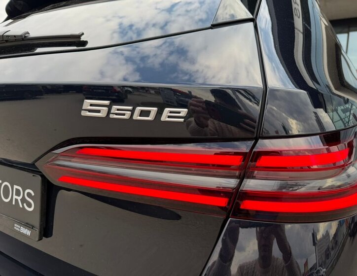 BMW Řada 5 Kombi 3,0 l 360 kw