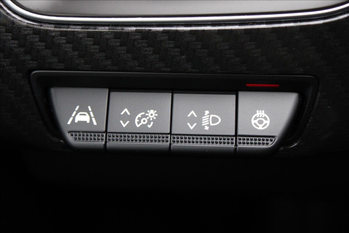 Renault Arkana SUV / Terénní 1,6 l 105 kw