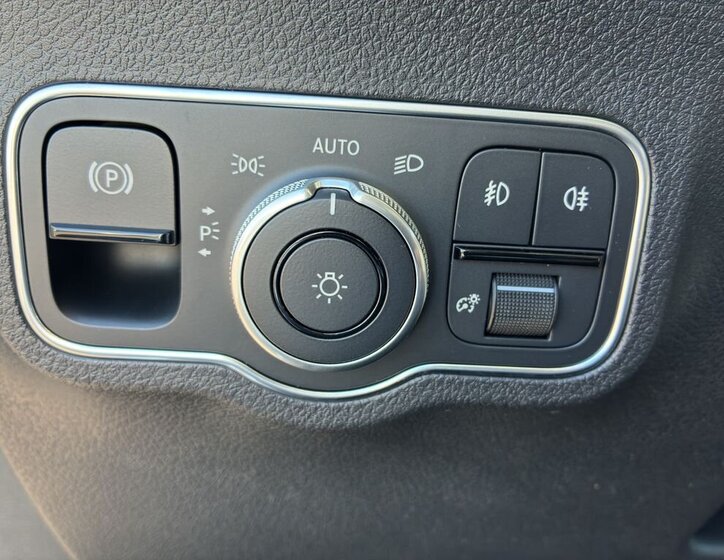 Mercedes-Benz GLB SUV / Terénní 2,0 l 85 kw