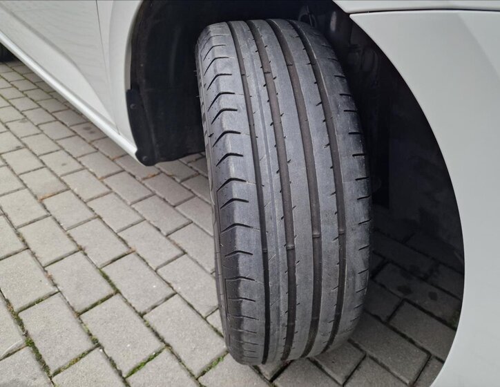 Škoda Scala Hatchback 999,0 81 kw