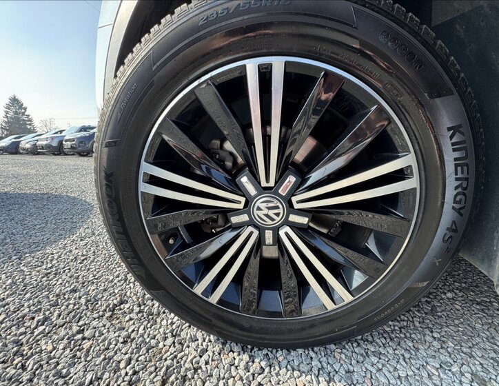 Volkswagen Tiguan SUV / Terénní 2,0 l 110 kw