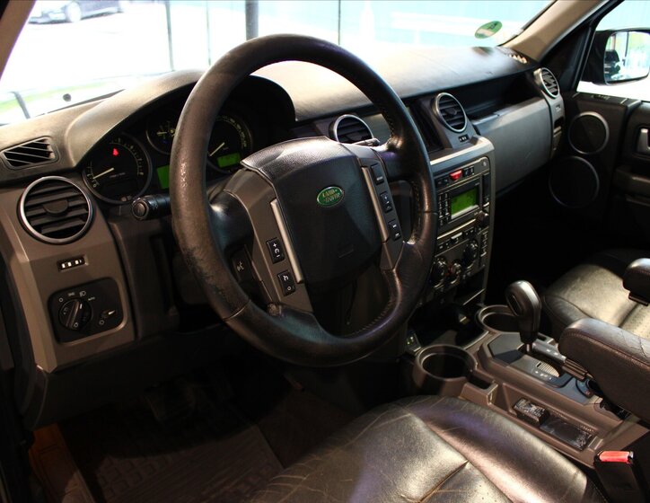 Land Rover Discovery 11