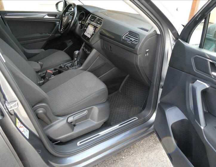 Volkswagen Tiguan Allspace SUV / Terénní 2,0 l 140 kw