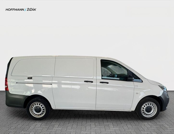 Mercedes-Benz Vito 4