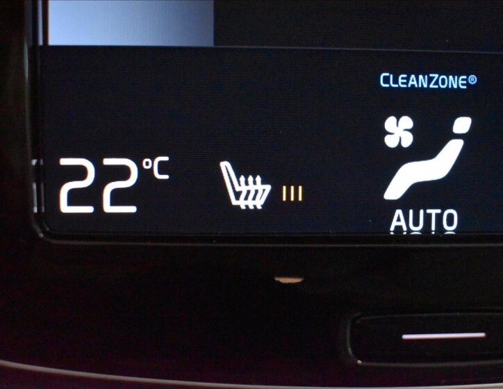 Volvo XC90 SUV / Terénní 2,0 l 173 kw