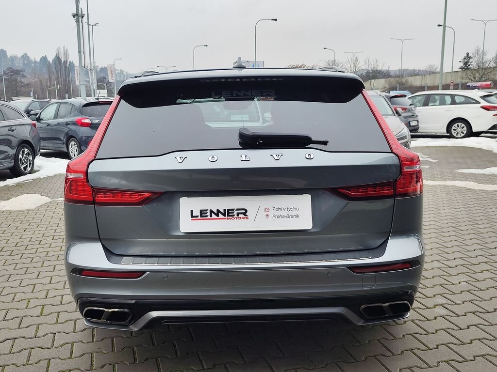 Volvo V60 Kombi 2,0 l 240 kw