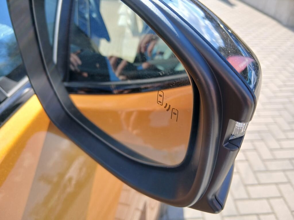 Toyota C-HR SUV / Terénní 2,0 l 112 kw