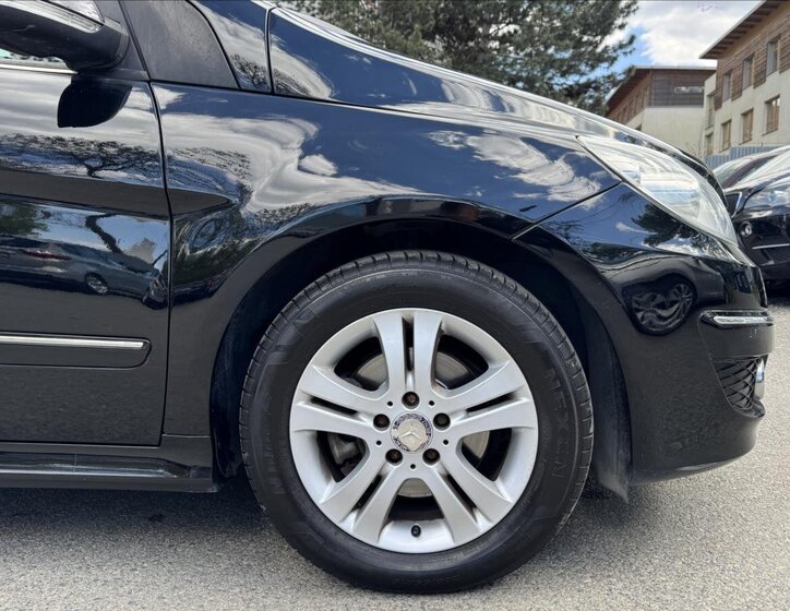 Mercedes-Benz Třídy B Hatchback 2,0 l 103 kw