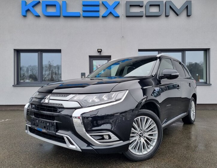 Mitsubishi Outlander SUV 2,4 l 165 kw