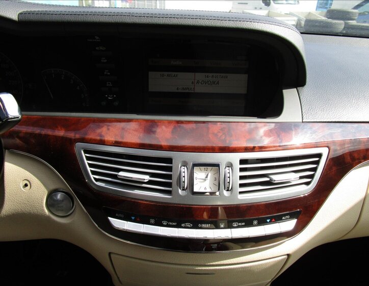 Mercedes-Benz Třídy S Sedan / Limuzína 4,0 l 235 kw