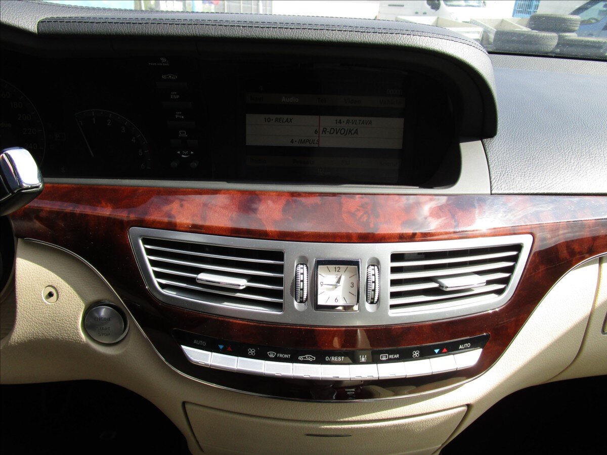 Mercedes-Benz Třídy S Sedan / Limuzína 4,0 l 235 kw