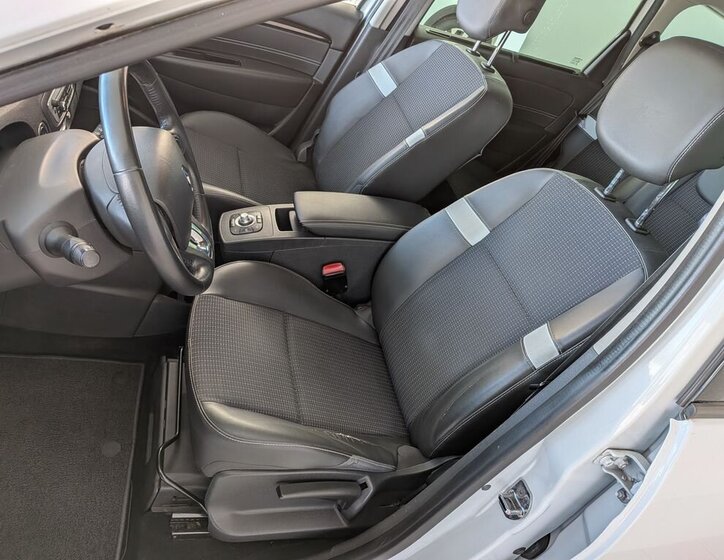 Renault Scénic MPV 1,5 l 81 kw