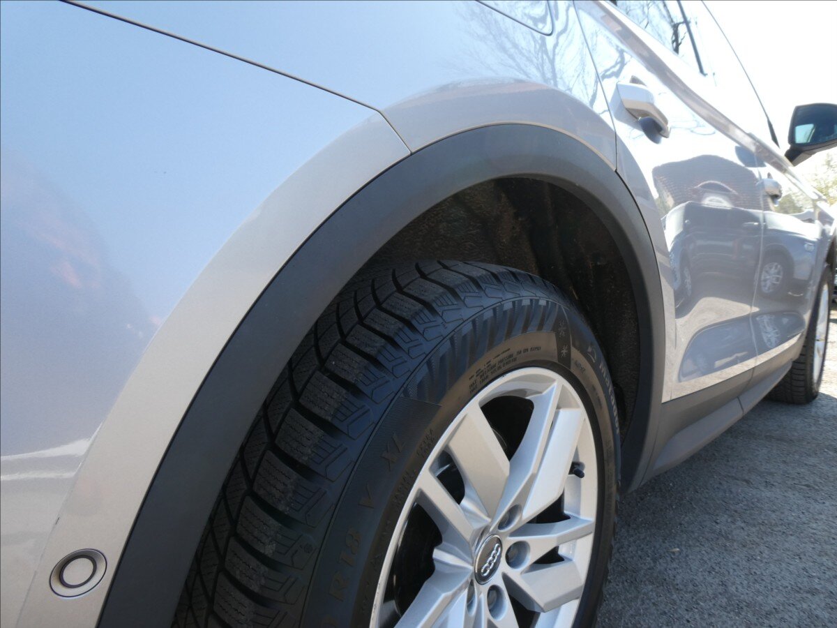 Audi Q5 SUV / Terénní 2,0 l 120 kw