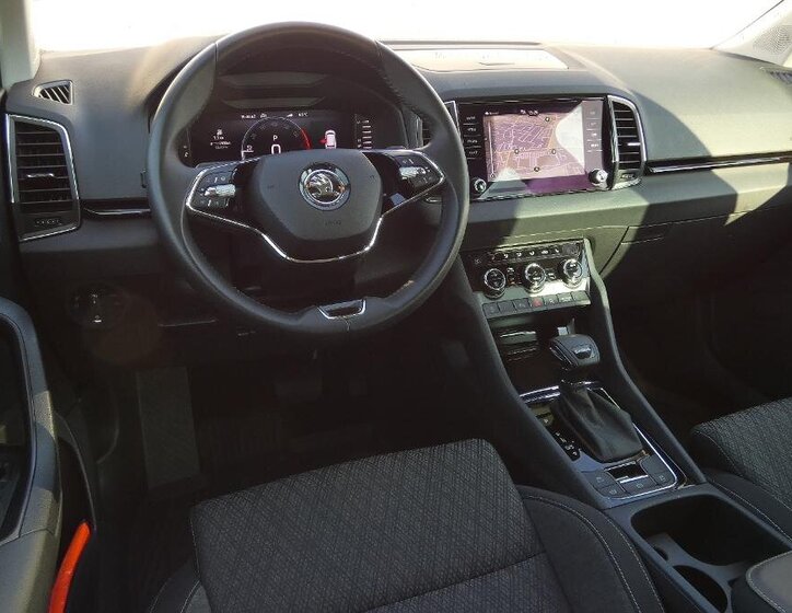 Škoda Karoq SUV / Terénní 1,5 l 110 kw