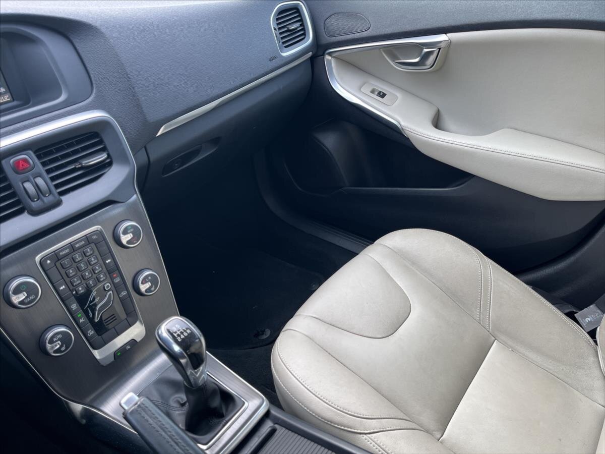 Volvo V40 Hatchback 2,0 l 110 kw