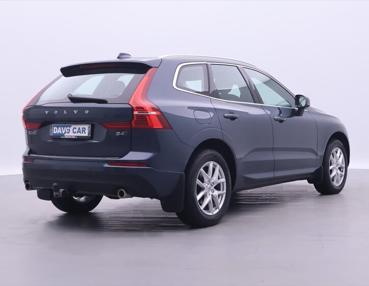 Volvo XC60 SUV / Terénní 2,0 l 145 kw