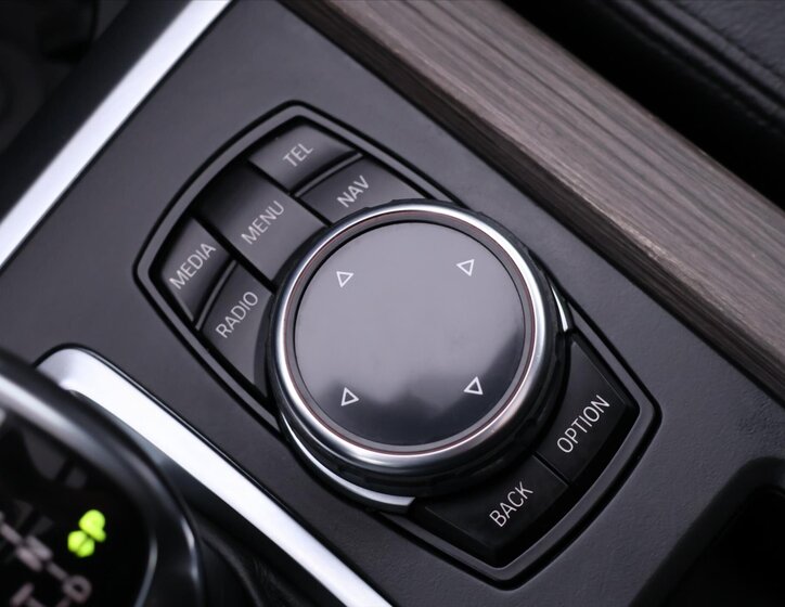 BMW X5 SUV 3,0 l 230 kw