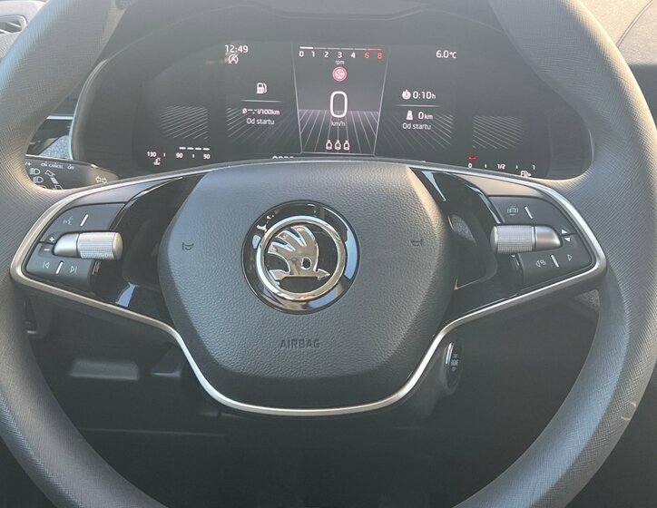 Škoda Scala Hatchback 1,0 l 85 kw