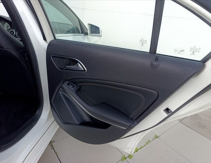 Mercedes-Benz Třídy A Kombi 1,5 l 80 kw