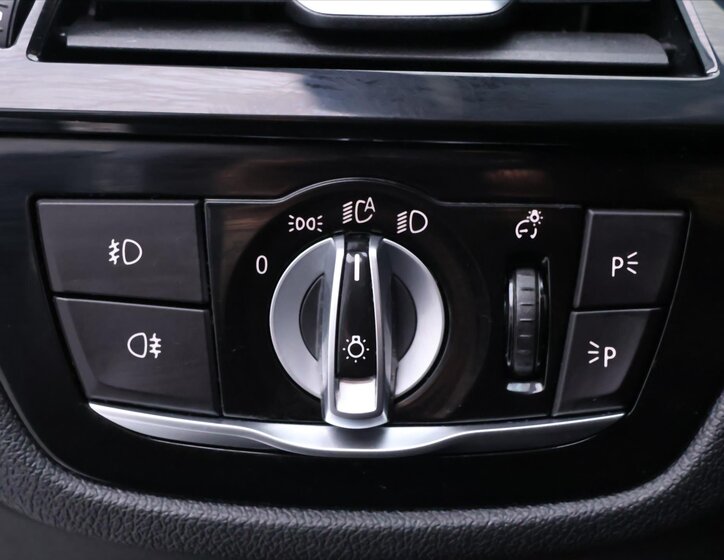 BMW Řada 5 Kombi 2,0 l 140 kw