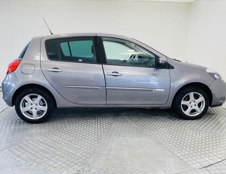 Renault Clio 21