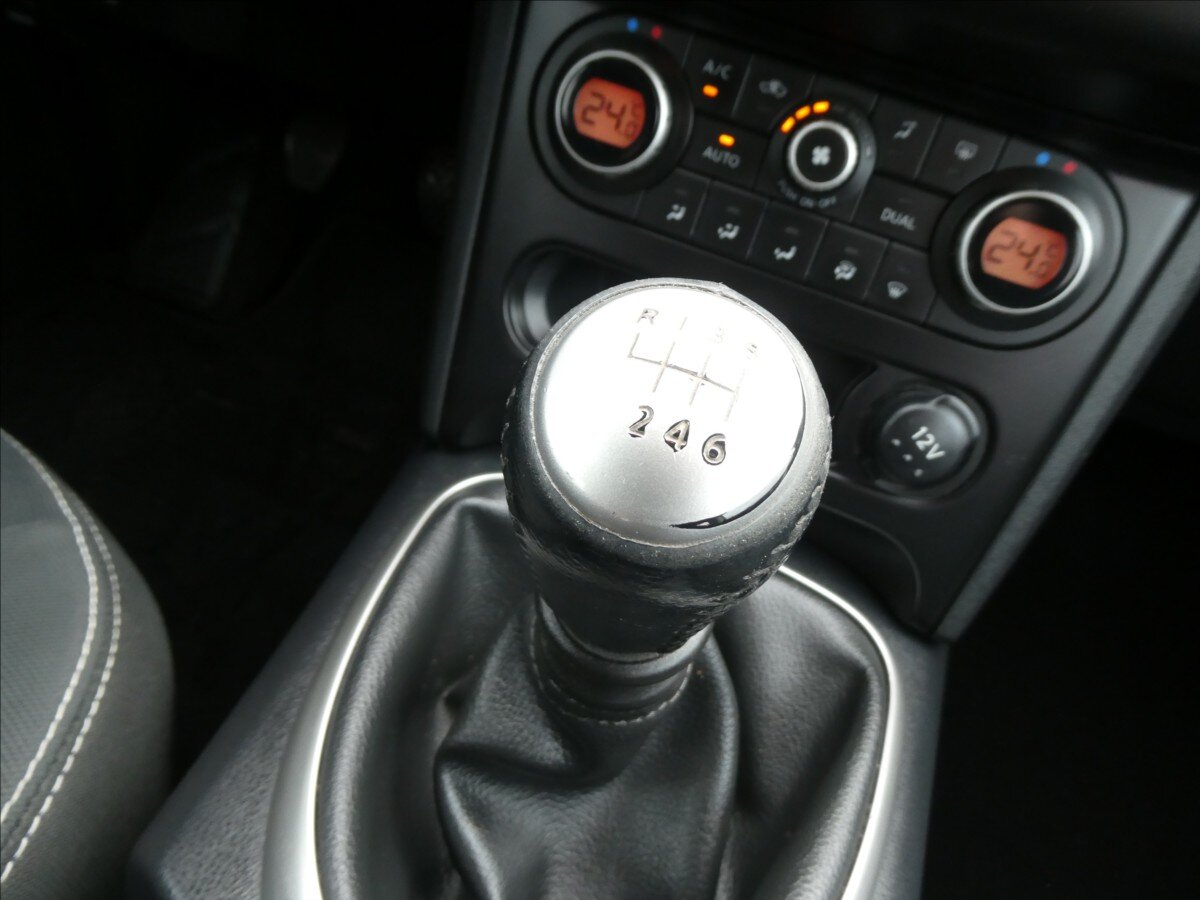 Nissan Qashqai SUV 2,0 l 104 kw