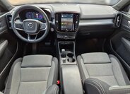 Volvo XC40 SUV / Terénní 2,0 l 120 kw