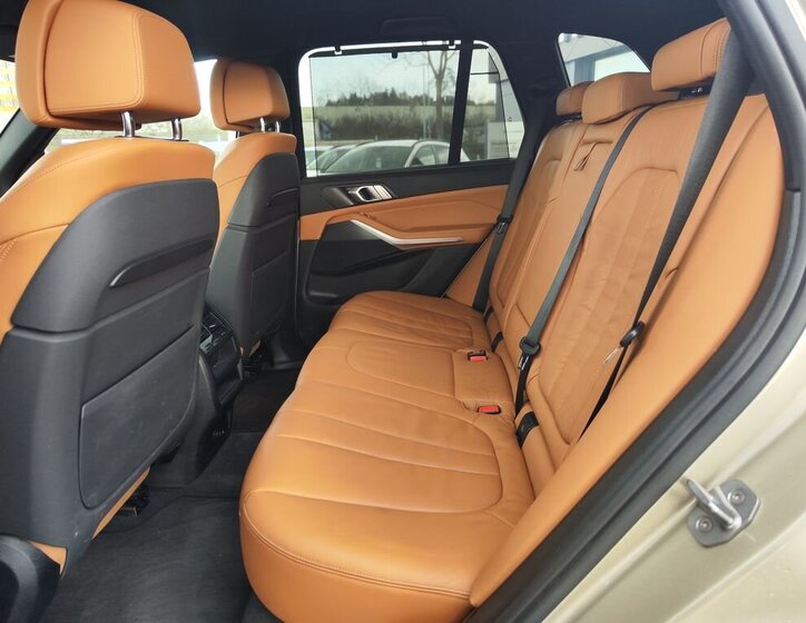 BMW X5 SUV / Terénní 3,0 l 195 kw