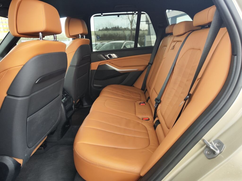 BMW X5 SUV / Terénní 3,0 l 195 kw