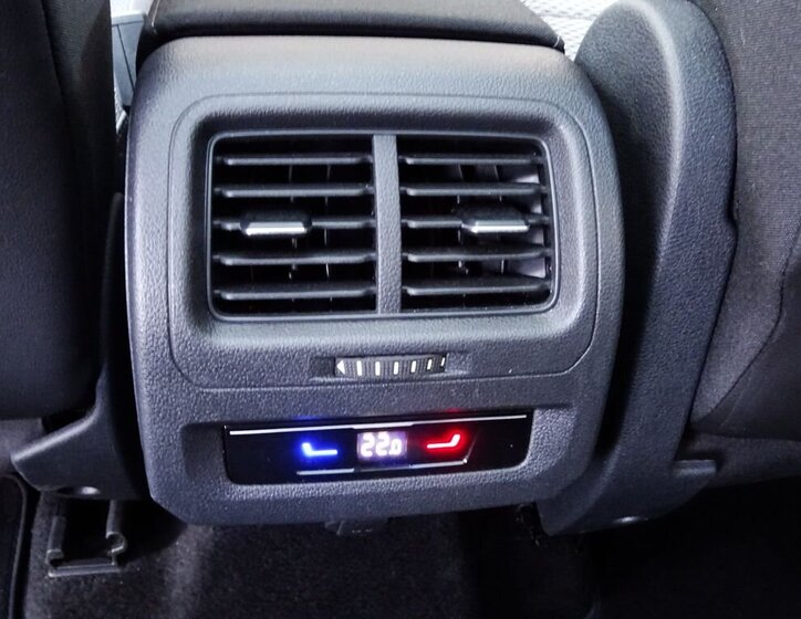 Volkswagen Touran MPV 2,0 l 110 kw