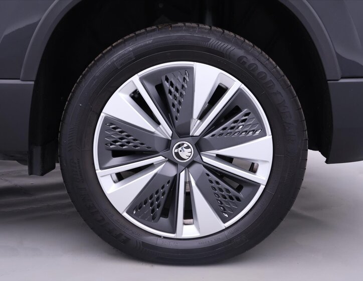 Škoda Karoq SUV / Terénní 2,0 l 85 kw