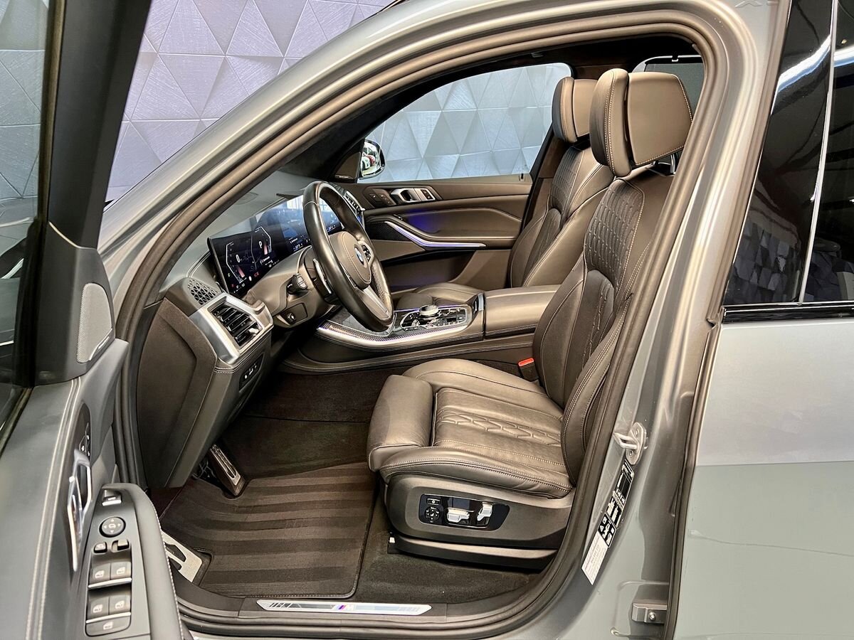 BMW X5 SUV / Terénní 3,0 l 250 kw