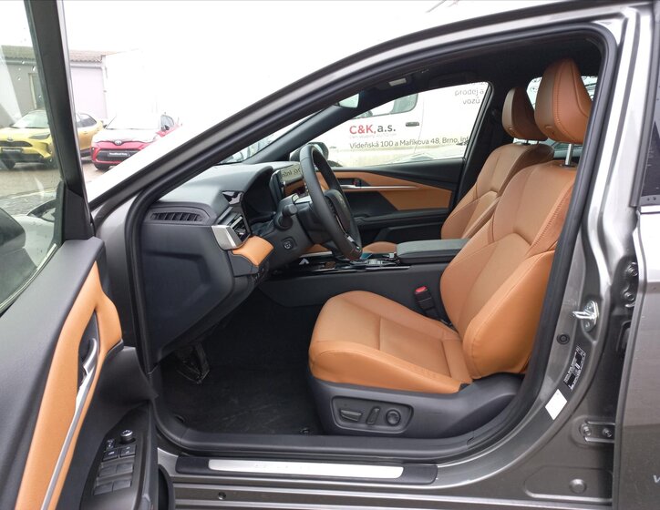 Toyota Camry Sedan 2,5 l 137 kw