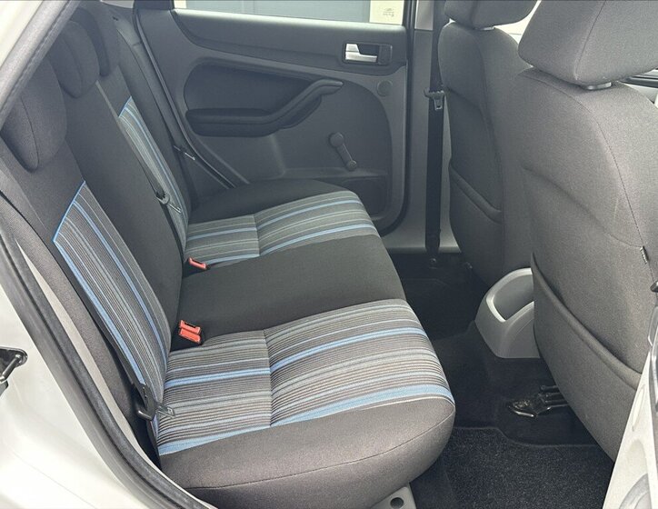 Ford Focus Hatchback 1,6 l 74 kw